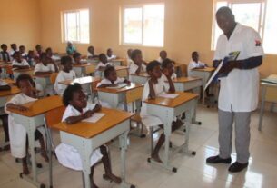 ANGOLA EDUCAÇÃO GOVERNO PREVÊ CONTRATAR SEIS MIL NOVOS PROFESSORES EM 2026 E CONCLUIR OBRAS EM ESCOLAS