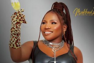 CANTORA SUL-AFRICANA MAKHADZI HOSPITALIZADA APÓS ACIDENTE DE VIAÇÃO