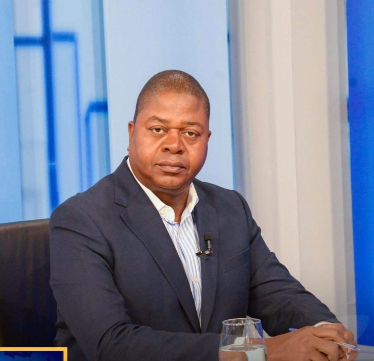 SEBASTIÃO LINO ASSUME LIDERANÇA DA RÁDIO NACIONAL DE ANGOLA