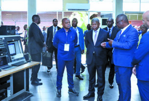 JOÃO LOURENÇO REESTRUTURA CONSELHO DE ADMINISTRAÇÃO DA RÁDIO NACIONAL DE ANGOLA