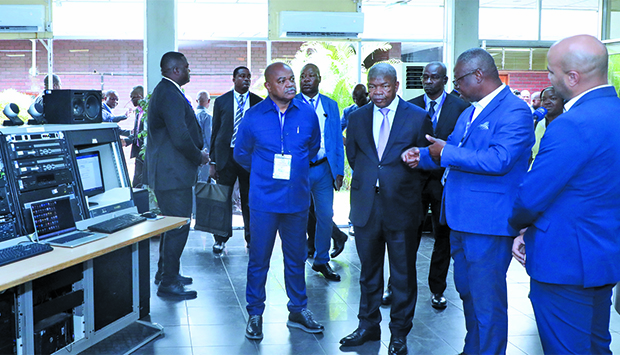 JOÃO LOURENÇO REESTRUTURA CONSELHO DE ADMINISTRAÇÃO DA RÁDIO NACIONAL DE ANGOLA