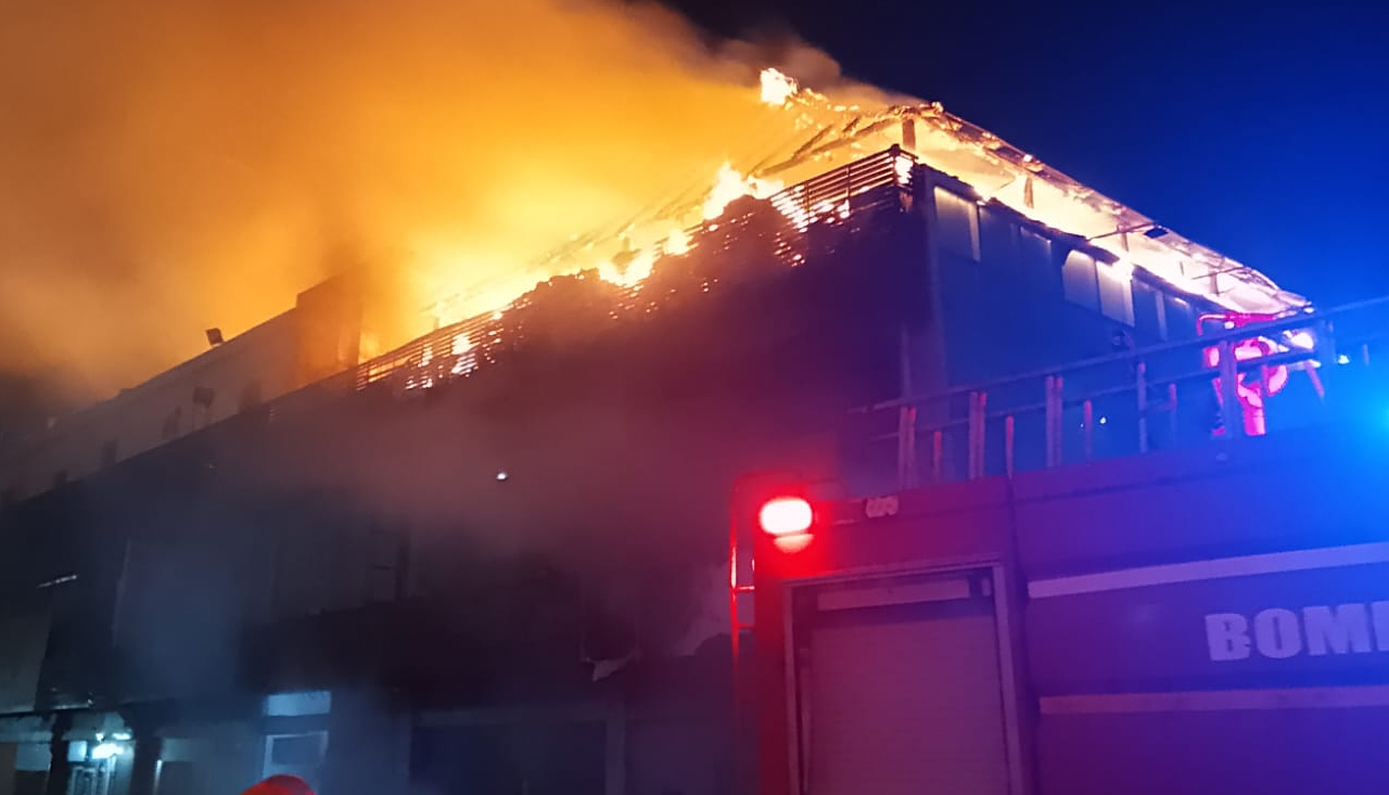 INCÊNDIO NO KILAMBA SHOPPING PROVOCA DANOS MAS NÃO DEIXA VÍTIMAS